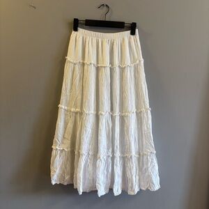 Elegant White Tiered Skirt